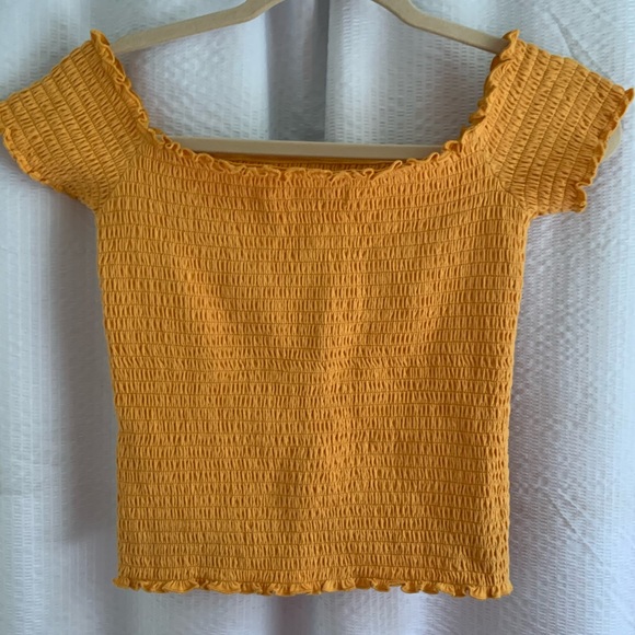 Hollister off the shoulder top - Picture 2 of 2